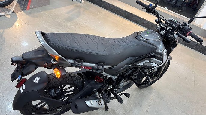 Bajaj Freedom 125 लॉन्च, 1 रुपये प्रति किलोमीटर में 200KM की रेंज, गडकरी जी ने की तारीफ